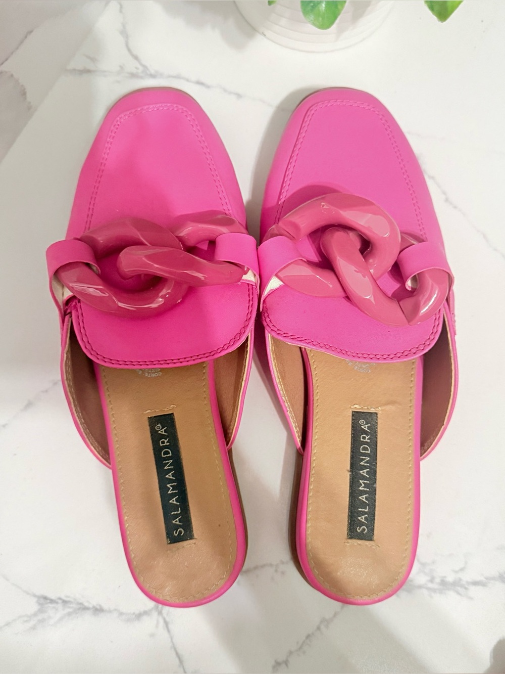 Bright Pink Chain-Link Mule Flats